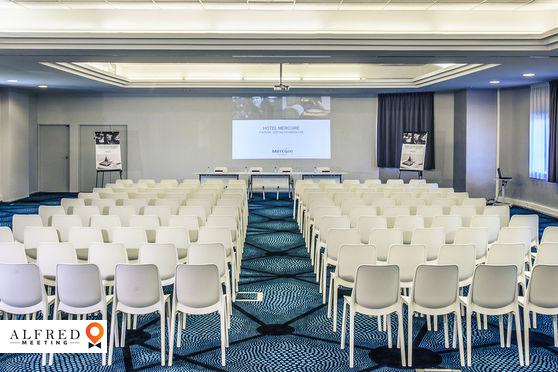 Mercure Poitiers Site du Futuroscope ****, France